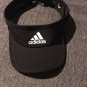 Adidas visor